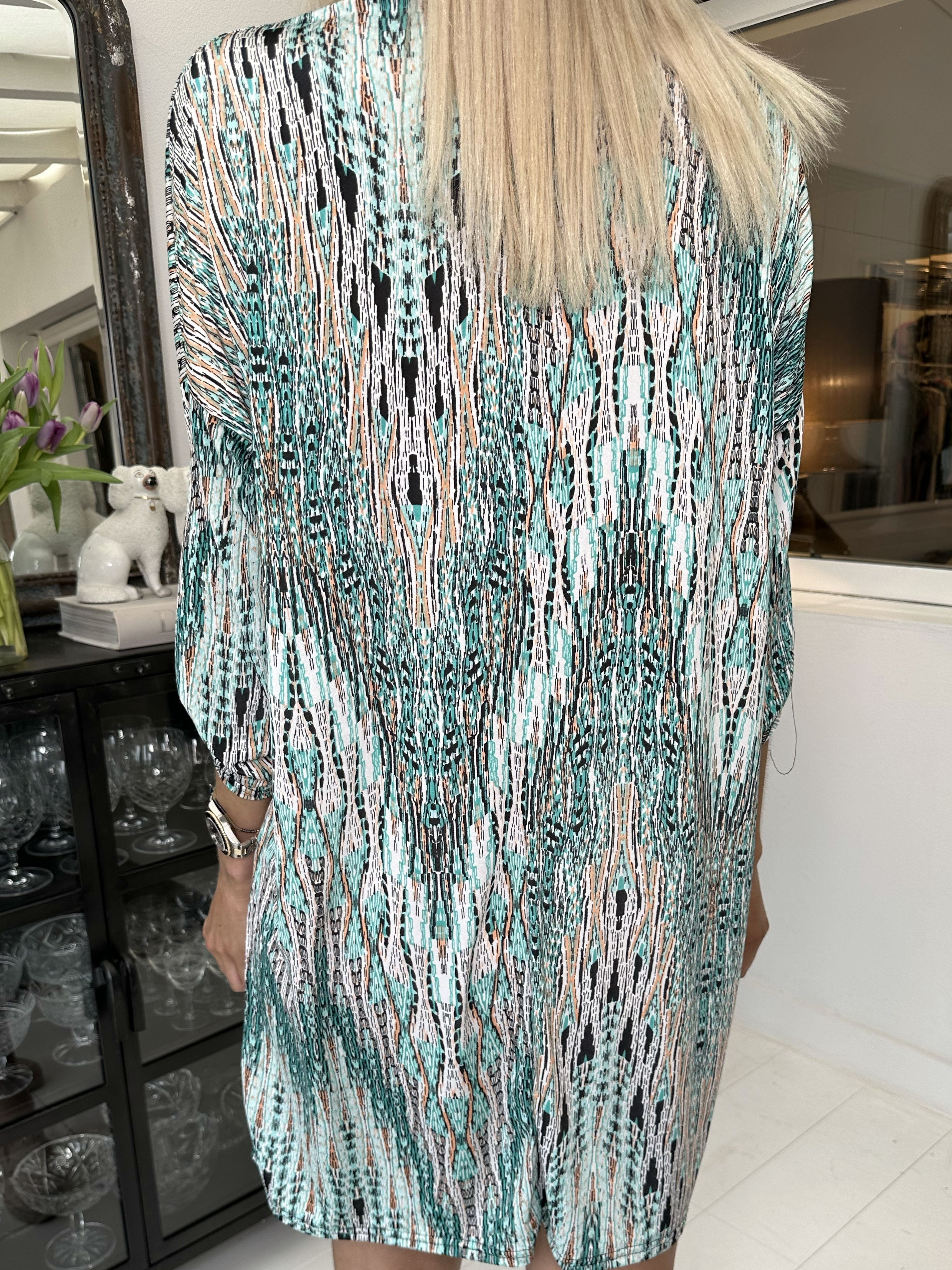 Paprika - Härlig tunikaklänning i coolt tryck